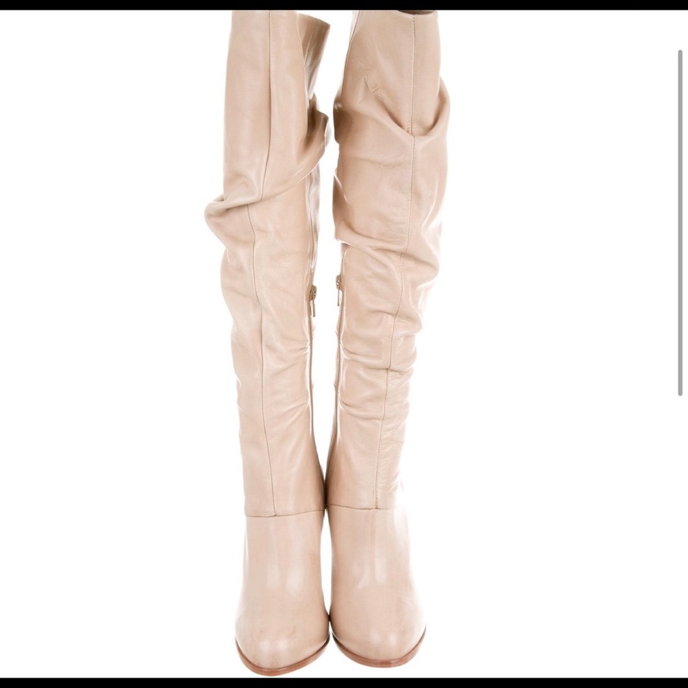 Pre owned port 1961 boots